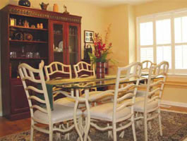 The Deveaux - dining room